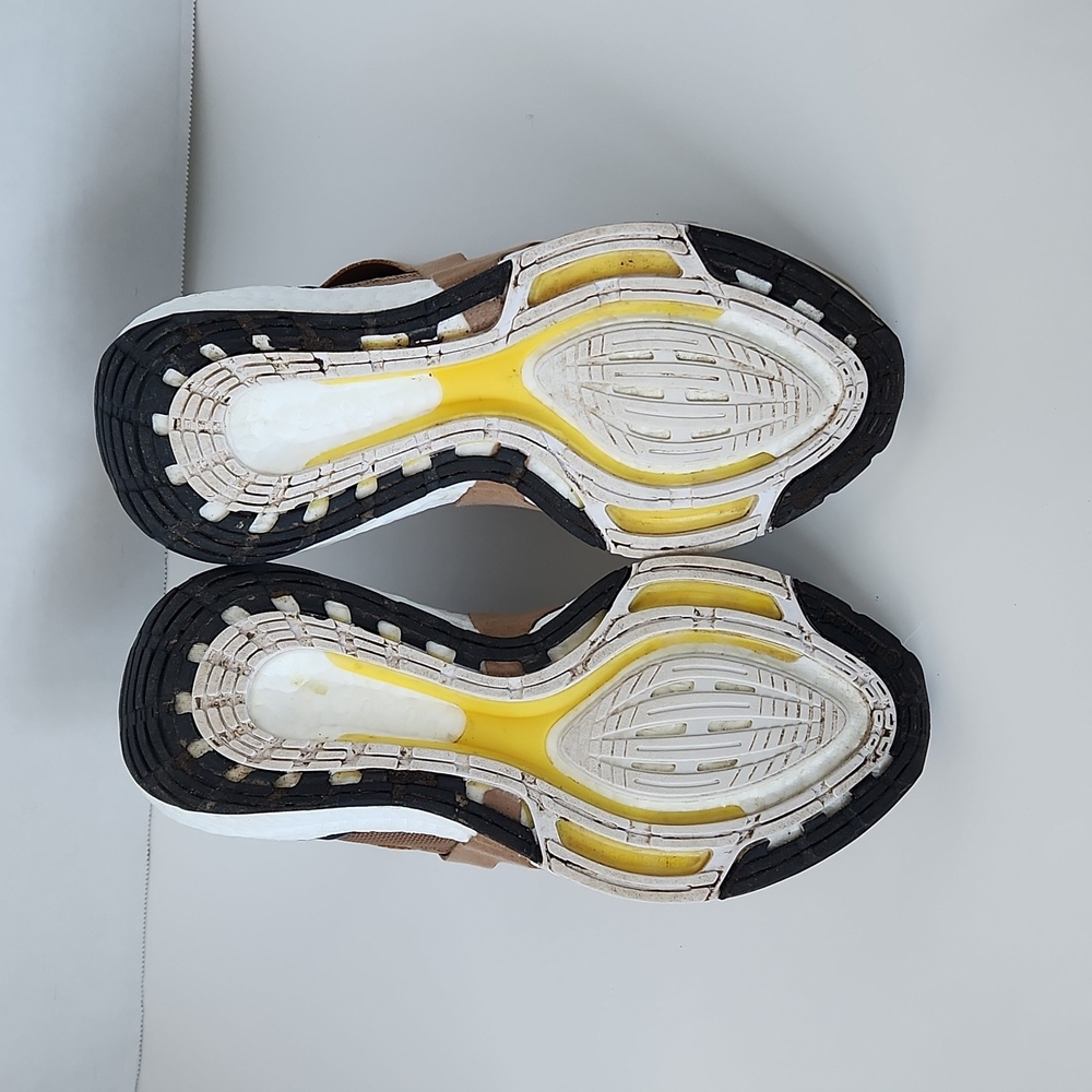 Adidas by Stella McCartney Tan Ultra Boost 21 Women's Sneakers Size 7 - Picture 8 of 9